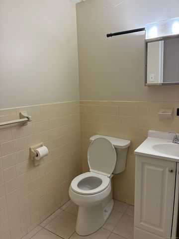 108 Oakwood Avenue APT A3, West Hartford, CT 06119