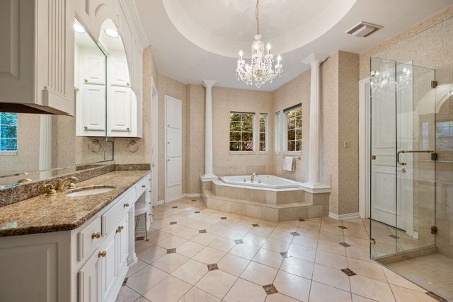 802 Carriage Court, Southlake, TX 76092