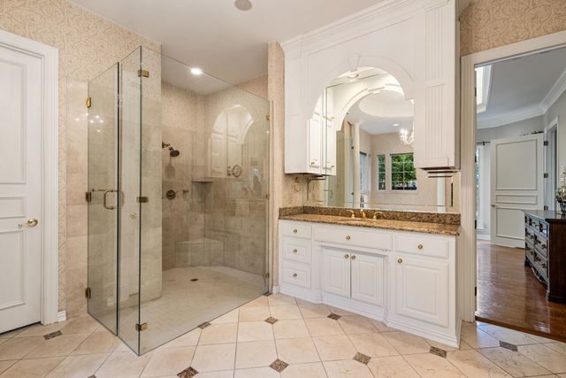 802 Carriage Court, Southlake, TX 76092