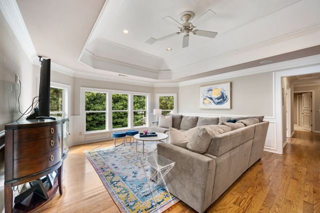 802 Carriage Court, Southlake, TX 76092