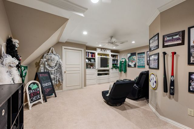 802 Carriage Court, Southlake, TX 76092