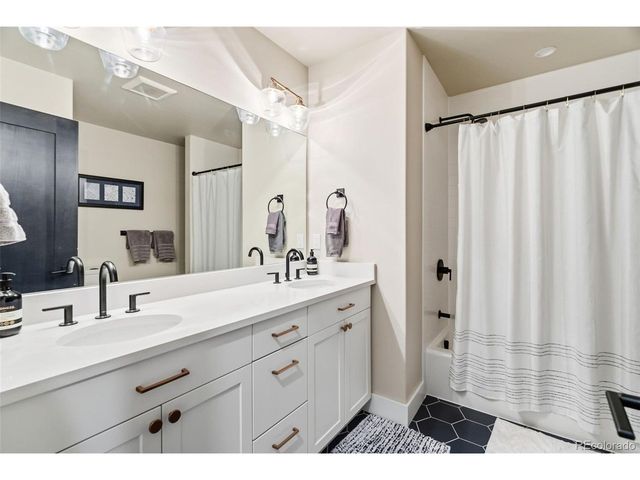 283 Mckay Rd, Silverthorne, CO 80498