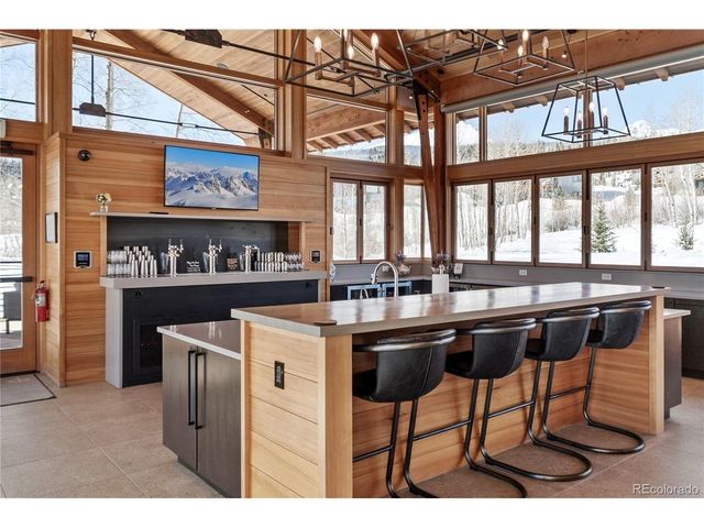 283 Mckay Rd, Silverthorne, CO 80498