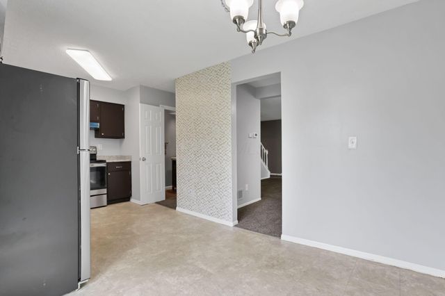 7607-7609 Penwood Place, Columbus, OH 43235