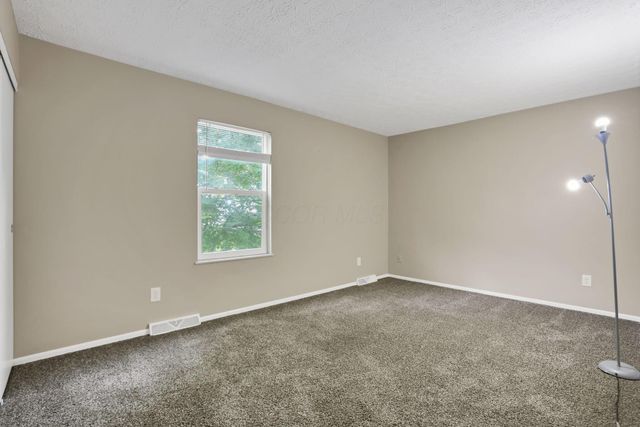 7607-7609 Penwood Place, Columbus, OH 43235