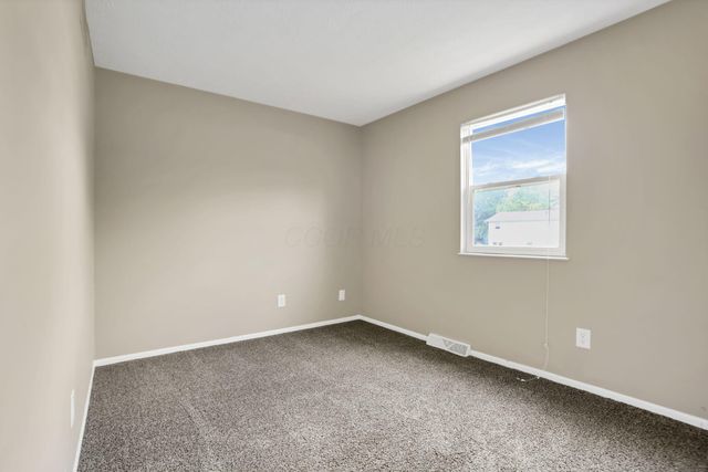 7607-7609 Penwood Place, Columbus, OH 43235