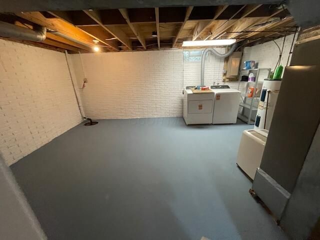 7607-7609 Penwood Place, Columbus, OH 43235