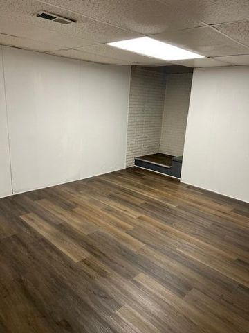 7607-7609 Penwood Place, Columbus, OH 43235