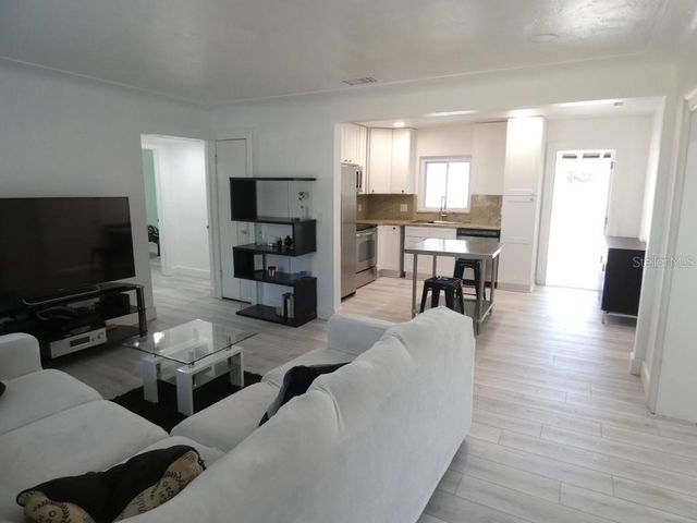 1312 57TH AVENUE N, St Petersburg, FL 33703