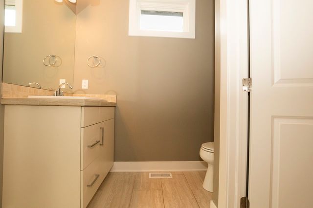 8310 Sky View Circle, West Des Moines, IA 50266