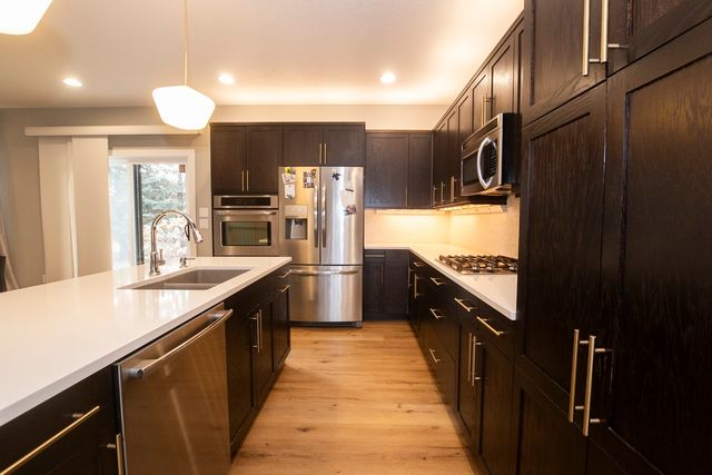 8310 Sky View Circle, West Des Moines, IA 50266