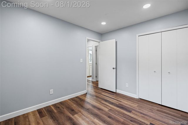 9245 Debby Jo Drive, Springfield Charter Township, MI 48346