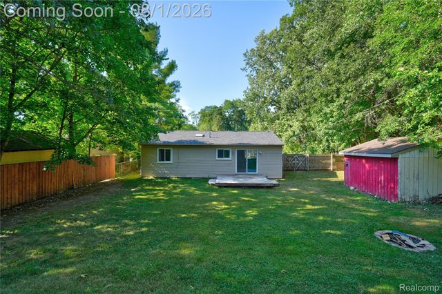9245 Debby Jo Drive, Springfield Charter Township, MI 48346