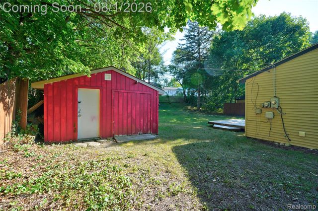 9245 Debby Jo Drive, Springfield Charter Township, MI 48346
