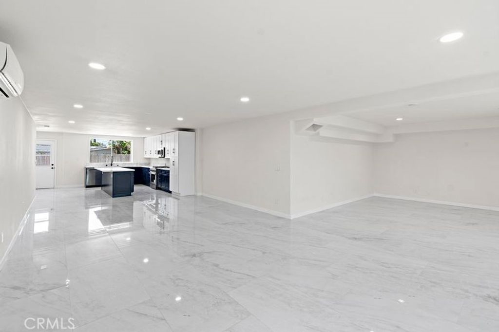 1578 San Bernardino, Costa Mesa, CA 92627 — photo 2
