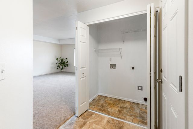 717 SE Cross Lane, Madras, OR 97741