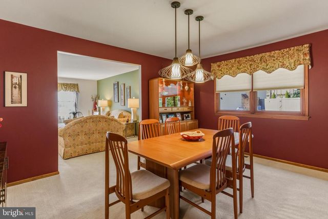 8 ROTHSCHILD CT, West Deptford, NJ 08096