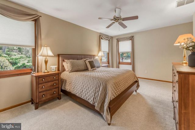 8 ROTHSCHILD CT, West Deptford, NJ 08096