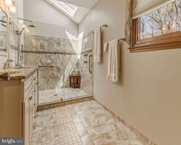 8 ROTHSCHILD CT, West Deptford, NJ 08096