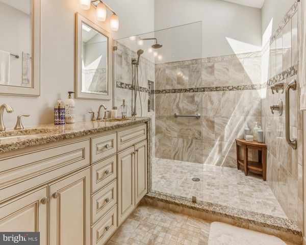 8 ROTHSCHILD CT, West Deptford, NJ 08096