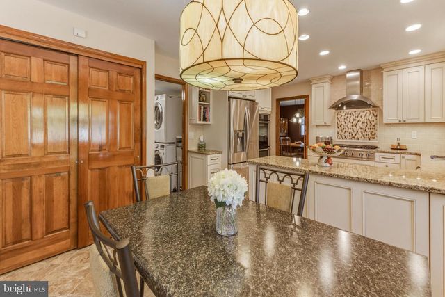 8 ROTHSCHILD CT, West Deptford, NJ 08096