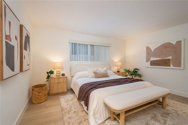 12030 Rochester 107, Los Angeles, CA 90025