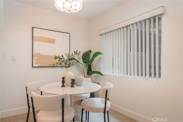 12030 Rochester 107, Los Angeles, CA 90025