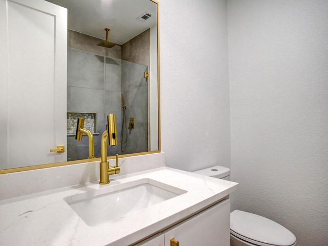 110 Mamalu, Bastrop, TX 78602