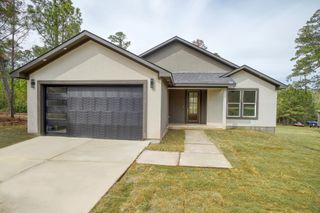 110 Mamalu, Bastrop, TX 78602