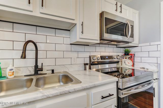 5371 ROYCE Avenue, Jacksonville, FL 32205