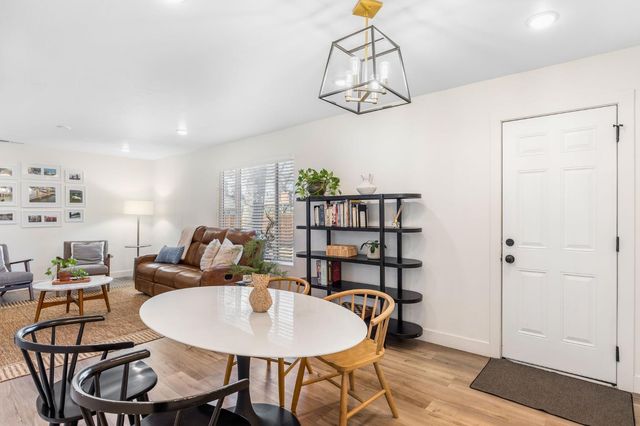 1600 Meadow Rd, West Sacramento, CA 95691