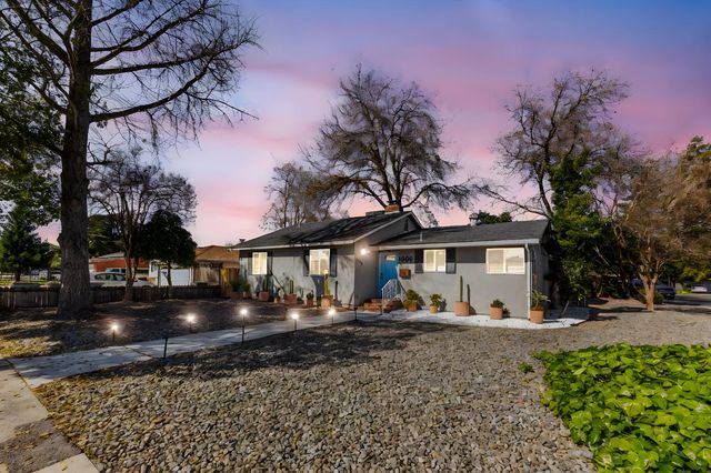 1600 Meadow Rd, West Sacramento, CA 95691