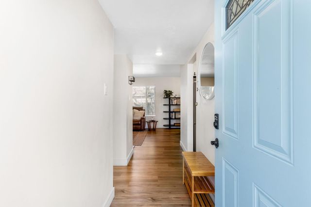 1600 Meadow Rd, West Sacramento, CA 95691