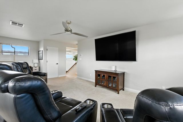 6520 PETIRROJO Road NW, Albuquerque, NM 87120