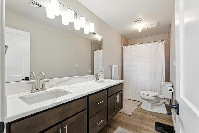 6520 PETIRROJO Road NW, Albuquerque, NM 87120