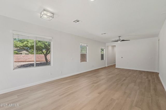 34530 N HARIANA Road, San Tan Valley, AZ 85143