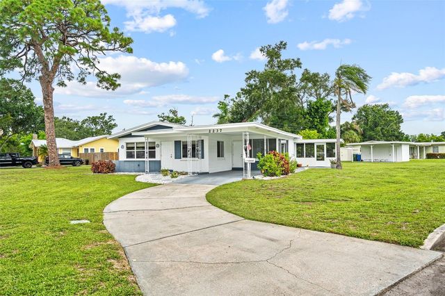 2237 2ND AVENUE E, Bradenton, FL 34208