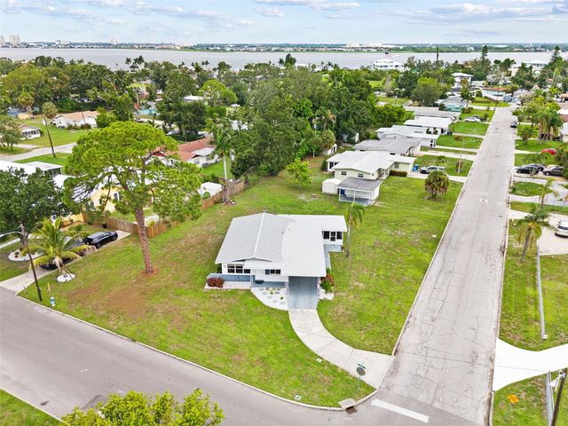 2237 2ND AVENUE E, Bradenton, FL 34208