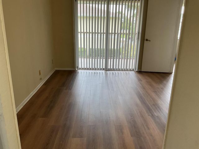 1550 SE Royal Green Circle, Port St. Lucie, FL 34952
