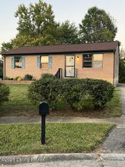 4917 Tubman Ct, Louisville, KY 40218