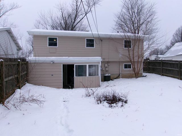 2716 WHITE OAK Avenue, Fort Wayne, IN 46805