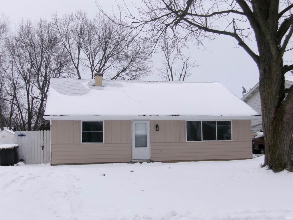 2716 WHITE OAK Avenue, Fort Wayne, IN 46805