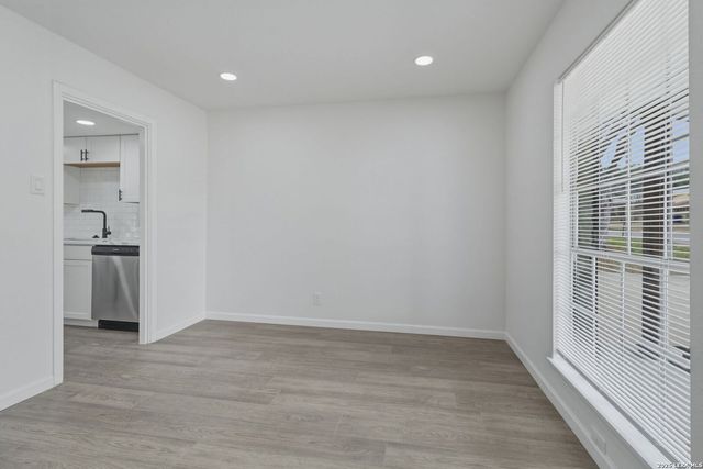 11911 Briarpath St, San Antonio, TX 78249