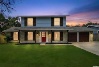 11911 Briarpath St, San Antonio, TX 78249