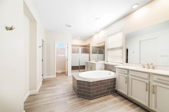 426 DANCING WATER DRIVE, Winter Springs, FL 32708