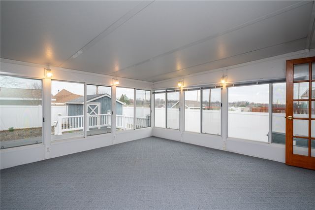 3500 Sunnydale Street NW, Cedar Rapids, IA 52405