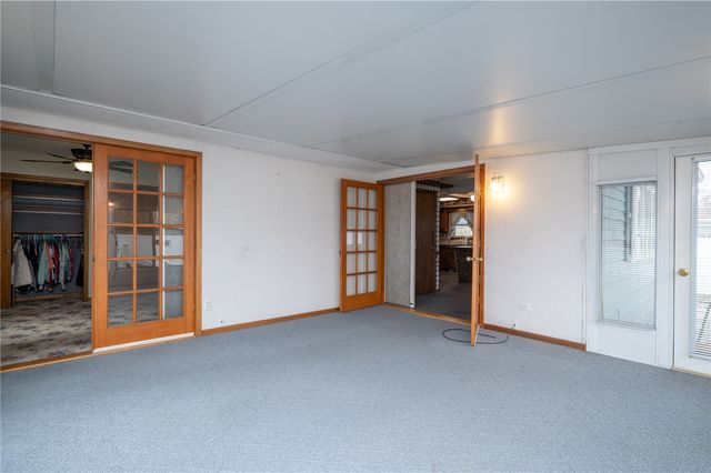 3500 Sunnydale Street NW, Cedar Rapids, IA 52405