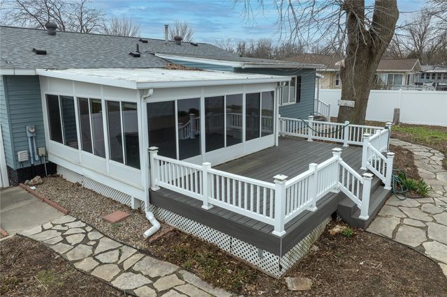 3500 Sunnydale Street NW, Cedar Rapids, IA 52405