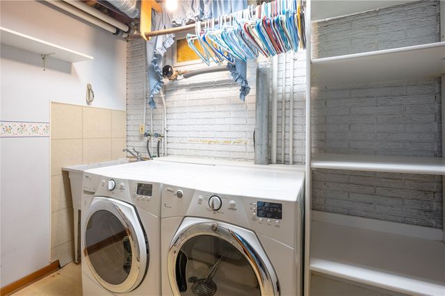 3500 Sunnydale Street NW, Cedar Rapids, IA 52405