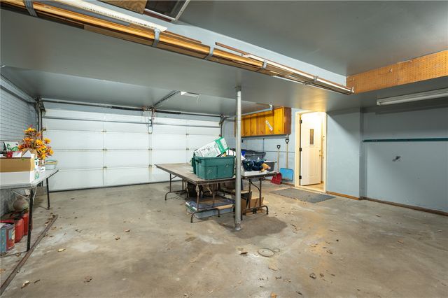 3500 Sunnydale Street NW, Cedar Rapids, IA 52405